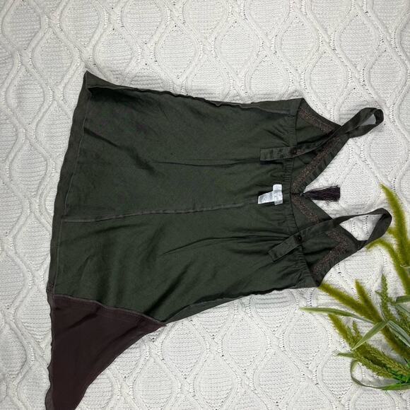 NWOT SOFT SURROUNDINGS |  Forest Green Linen & Silk Tassel Asymmetric Boho Top - Picture 5 of 14